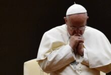 Llamado Emotivo del Papa Francisco por la Paz y la Humanidad en su Mensaje Navideño