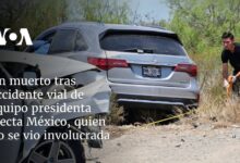 Un muerto tras accidente vial de equipo presidenta electa México, quien no se vio involucrada