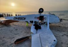 Aterrizaje forzoso de avioneta en playas de Ciudad del Carmen