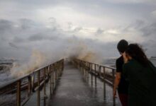 BERYL SE DEBILITA DESPUÉS DE TOCAR TIERRA EN TEXAS COMO HURACÁN DE CATEGORÍA 1