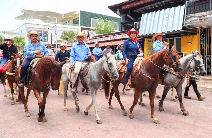 Cerca la Feria de Playa del Carmen 2024