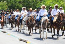 Realizan desfile tradicional en honor a la Virgen del Carmen 2024