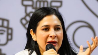 Estefanía Mercado atiende contingencia por acumulación de basura en Solidaridad