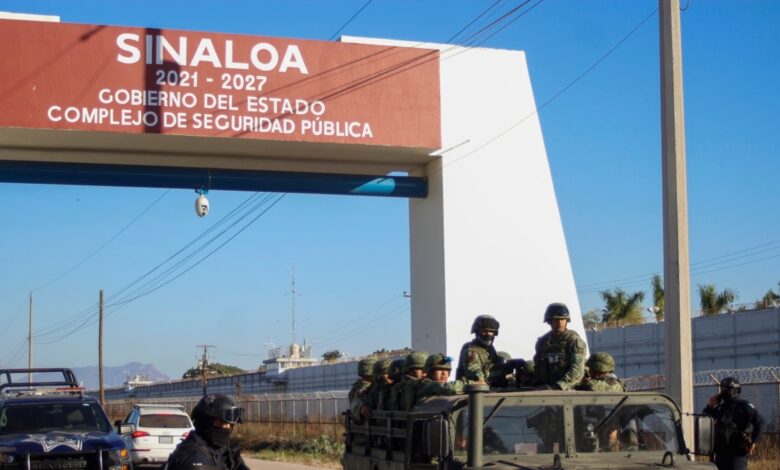 Miles de mexicanos protestan en medio de la violencia de Sinaloa tras el asesinato de dos niños