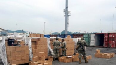 Decomisan una tonelada de metanfetamina en botellas de agua mineral en México